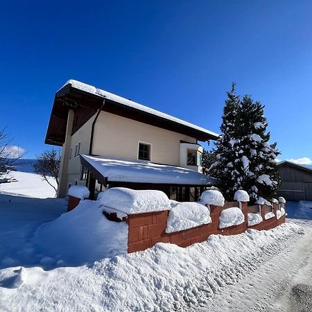 Ferienhaus Praschberg Niederndorferberg Esterno foto