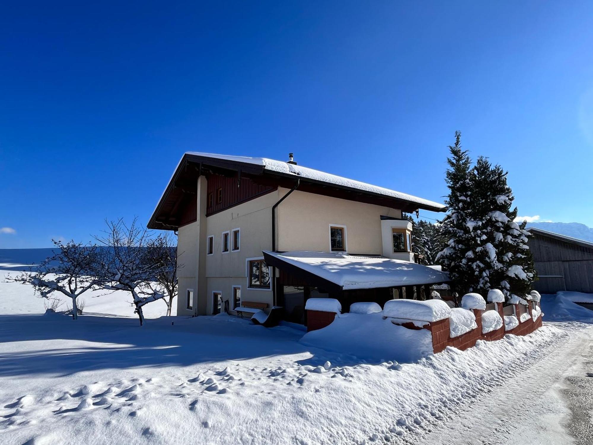 Ferienhaus Praschberg Niederndorferberg Esterno foto