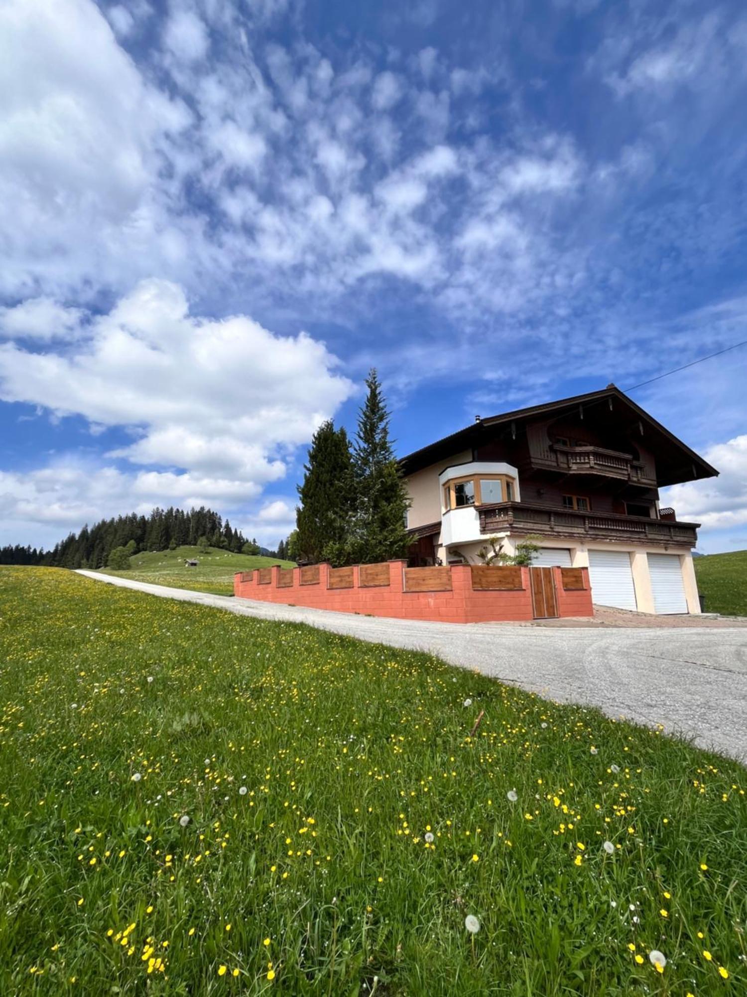 Ferienhaus Praschberg Niederndorferberg Esterno foto